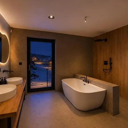 Chalet Leo - Luxury Wellness In The Krkonose Mountains Bobr